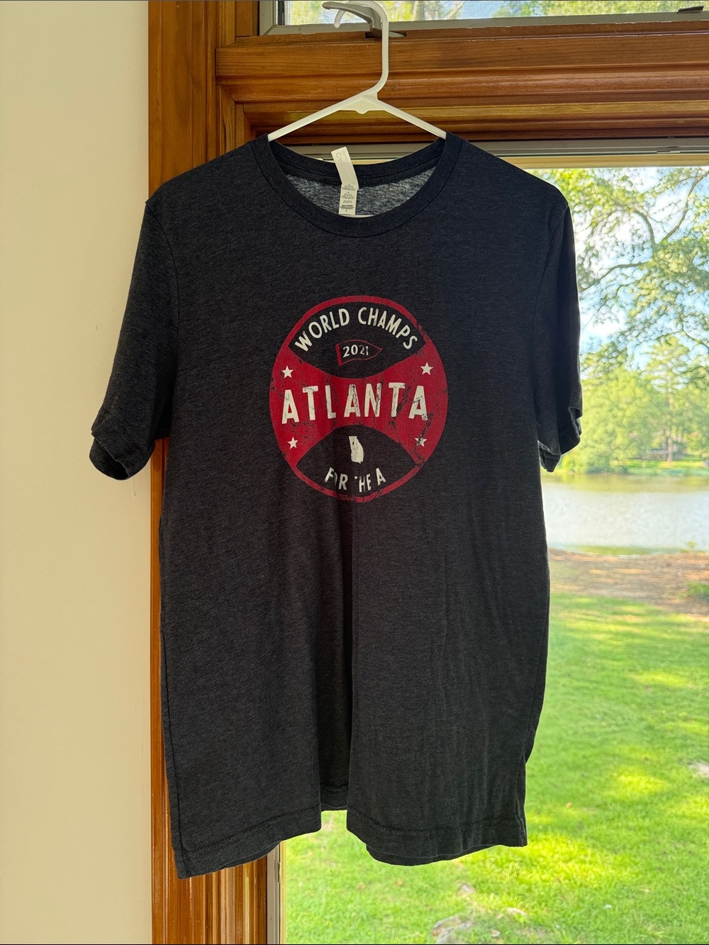 T-shirt Bella Canvas Heather Blue with Red Atlanta Graphic